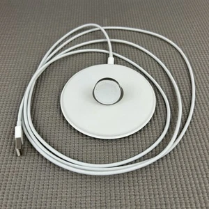 Véritable station d'accueil magnétique Apple Watch A1714 - Photo 1 sur 2
