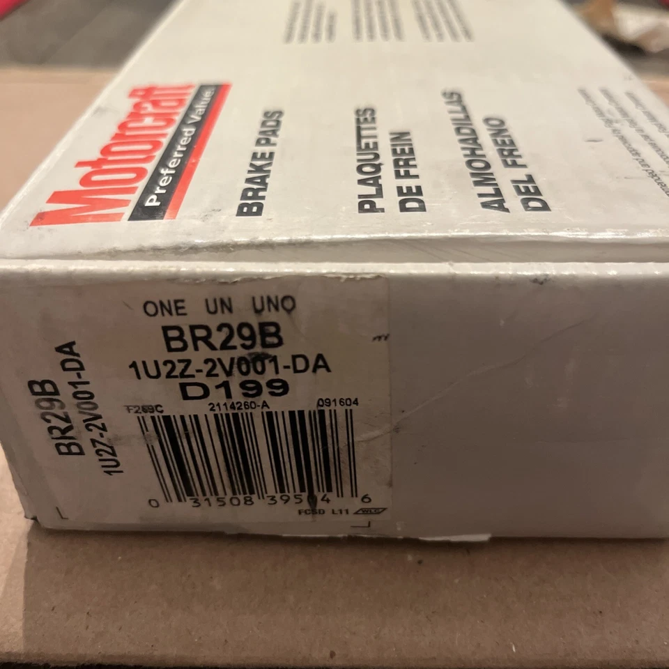 Juego de pastillas de freno de disco delanteras Motorcraft OEM BR29B Ford Lincoln Mercury 1981-1994 Nuevo de Lote Antiguo Foto 1 de 1