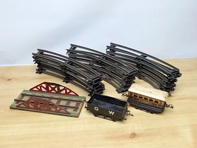 Vintage 1950s Hornby Meccano O Gauge Curved Track Bundle  - Image 1 of 4