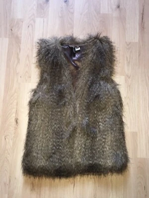 H&M Damen Weste Felloptik Gr. 34 Braun Women Freizeit sehr guter Zustand - Bild 1 von 4