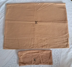Auténtico bolso antipolvo Louis Vuitton plegable sobre 2 piezas - Imagen 1 de 9