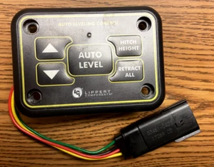 Lippert Components 425306 Ground Control TT Leveling System Touchpad w/Auto Mode - Foto 1 di 4