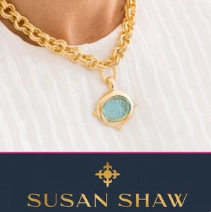 Susan Shaw Necklace Venetian Bee Intaglio Jewelry 24k TPG - Picture 1 of 13