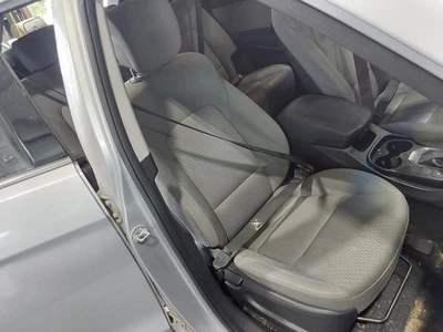SANTA FE  2014 Front Seat 3017553 - Image 1 of 4
