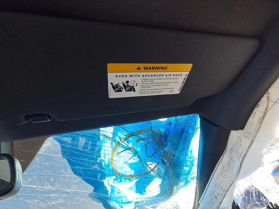 Passenger Sun Visor 204 Type Illuminated Fits 08-14 MERCEDES C-CLASS 2662675 Foto 1 de 4