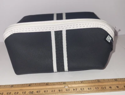 Saks Fifth Avenue exclusivo para United Airline bolsa de cosméticos maquillaje bolsa de viaje Foto 1 de 4