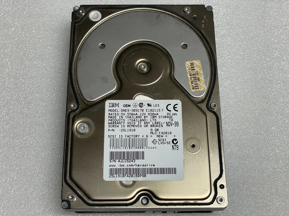 IBM DNES-309170 (25L1910) 9.1GB, 7200RPM, 3.5" SCSI Internal Hard Drive - Image 1 of 4