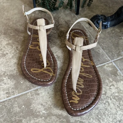 NEW Sam Edelman Gigi T Strap Patent Leather Sandals Beige Neutral Croc 8.5 $99 - Image 1 of 4