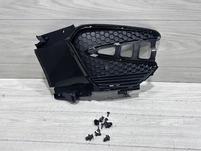 2019-2021 Acura RDX front bumper RH side grill bezel trim 71103-TJB 71112-TJBA Foto 1 de 4