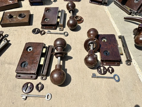 Job Lot Of Bakelite Rinlock Sets And Spares Cover