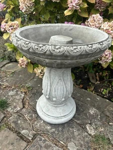 Concrete London Design Bird Bath, with Deep Bowl - Picture 1 of 7
