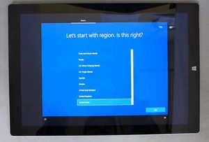 Microsoft surface pro 3, platinum,13", i5, 4GB, 128GB- Back cam is blur - Picture 1 of 13