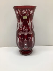 Vintage Egermann Czech Republic large 10.25” ruby red cut glass vase w/ castle - Picture 1 of 10