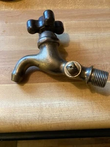 Antique solid brass heavy duty water faucet - Picture 1 of 3