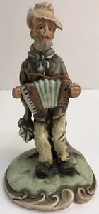 Vintage alter Weltmann Musiker spielt das Akkordeon Figur Portugal *lesen* - Bild 1 von 8