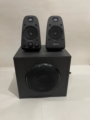 Logitech Z623 Home Speaker System 3 Stück 2.1 Kanal Schwarz 400 Watt TV Telefon PC - Bild 1 von 3
