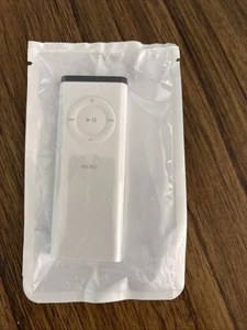Apple Remote 603-8731-A Works With AppleTV iPod iMac Older MacBook WHITE NEW - Picture 1 of 2