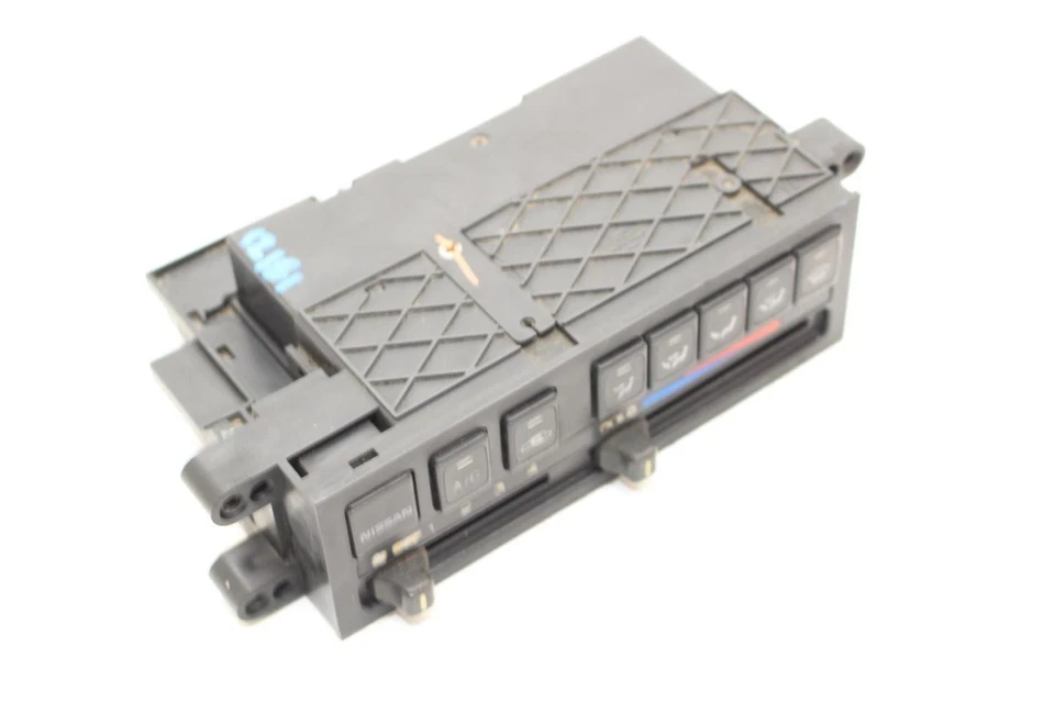 Controlador de temperatura sin opción de CA compatible con 89-90 240SX  Foto 1 de 4