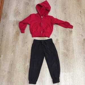 Hanes Comfort Blend XS Red Hoodie & Athletic Works 4/5 Black Joggers Set - Picture 1 of 5