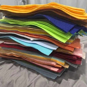Huge Lot-Polyester Craft Felt, 100+ Sheets, Mixed Colors 9x12 Sheet - Picture 1 of 9