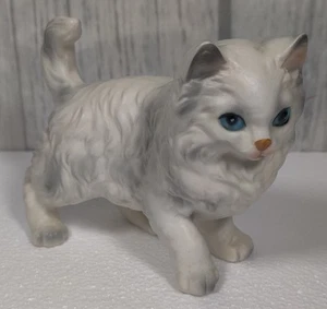 Lefton Japan White Persian Kitty Cat Figurine H6364. 5 X 4.25 Inches - Picture 1 of 7