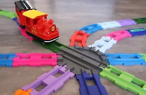 Mechanische Drehscheibe für Eisenbahn (z.B. mit Duplo kompatibel), freie Farbwah - Bild 1 von 7
