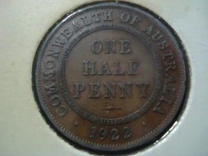 Australian 1922 Half Penny 6 Pearls Plus Center Diamond Coin KGV (NN03) - Picture 1 of 2