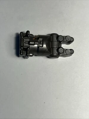 1995 Kenner Superman Man Of Steel - Superboy - Mammoth Capture Claw Part ONLY - Image 1 of 2