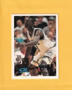 1995-96 Topps #237 Kevin Garnett Minnesota Timberwolves NM-MT+ RC Rookie - Picture 1 of 2