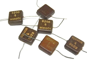 Condensadores de mica 6200pF 500V 5% KSO MILITARES/ROMBO NUEVOS CANTIDAD-15 - Imagen 1 de 2