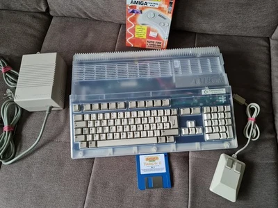 Commodore AMIGA  500+ PLUS "Special Edition" 2MB Chip KICK1.3/2.0 "Purple Light" - Bild 1 von 4