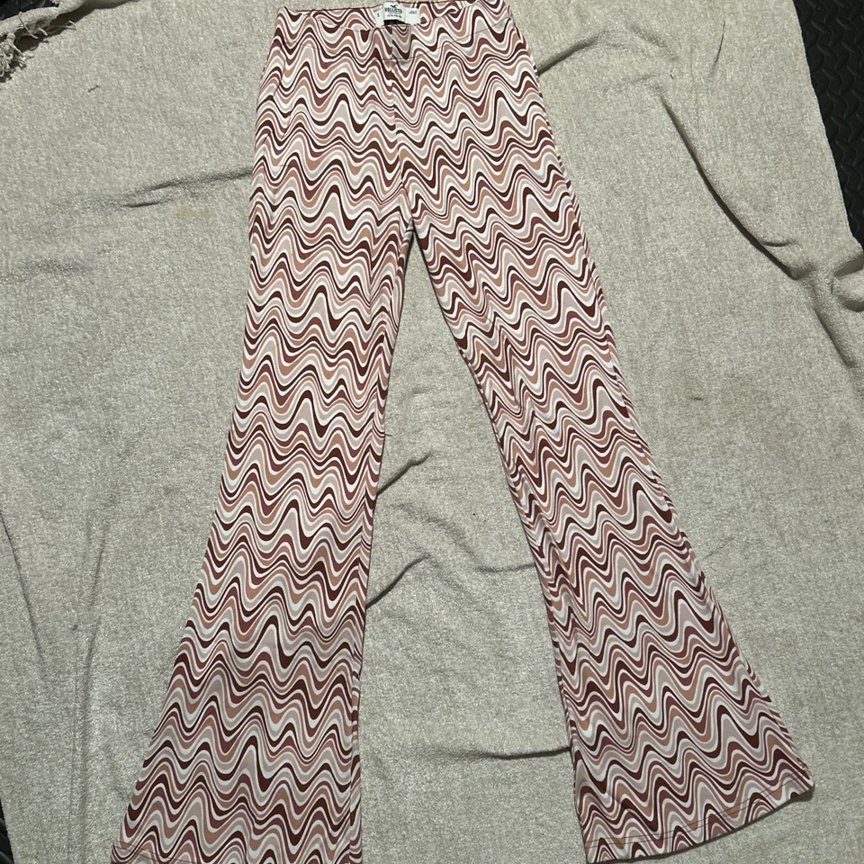 Holister Women’s Flare Pants Size Small Stretchy Fun Patterned, Hippie, 70s - Image 1 of 4