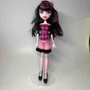 Muñeca Monster High Scaris City Of Frights Draculaura Mattel - Imagen 1 de 16