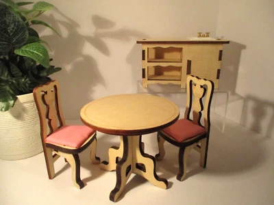  Mesa y 2 Sillas Contador de Cocina con Fregadero Madera Muebles para Casa de Muñecas, Kidcraft Foto 1 de 4