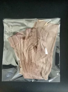 Everyday Sheer 10 Denier Lycra Tan Pantyhose Tights New Sealed Small - Picture 1 of 2