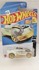 Hot Wheels X-Raycers 5/5 Lightnin' Bug Car Diecast 1:64 - Bild 1 von 3
