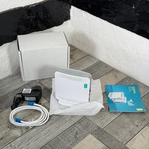 EE Signal Box Booster Wi-Fi Cisco 74-12584-01 White 1 Ethernet Port Residential - Picture 1 of 21