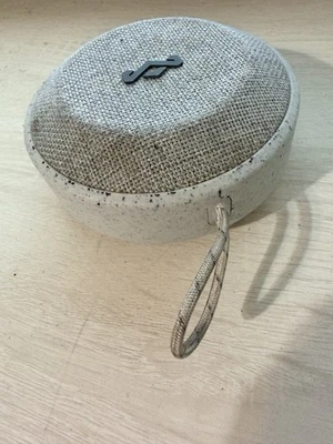 House of Marley Без Границ Серый/Пробковый Портативный Динамик Протестирован Рабочий Bluetooth - Изображение 1 из 4