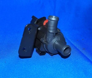 2012-2023 Audi A4 A5 A6 A7 Q5 Q7 Engine Auxiliary Water Pump OEM W/Warranty - Picture 1 of 8