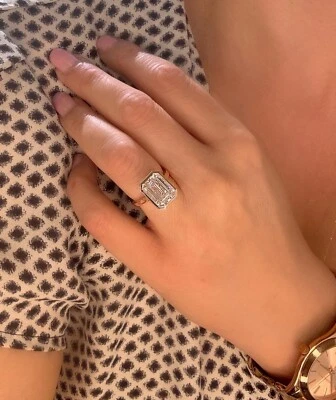 Emerald Shape 5 Cts E/VS2 Lab Grown Diamond Engagement Ring 14k Rose Gold - Image 1 of 4