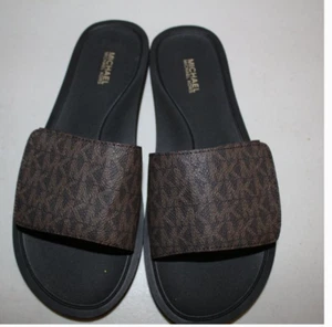 NIB MICHAEL KORS Wade Size 7 M Brown Repeat Logo Women’s Slide Sandals MSRP $99 - Picture 1 of 4
