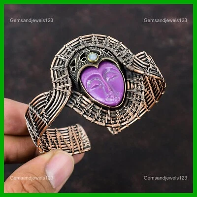 Copper Oval Natural Purple Carved Face Rainbow Moonstone New Wire Wrapped Bangle - Imagem 1 de 4