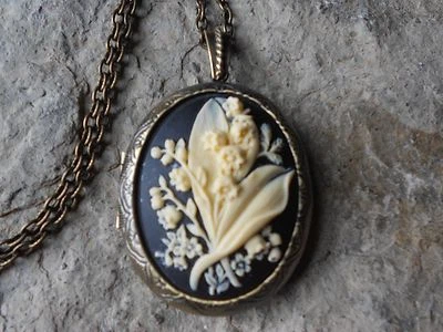 LILY OF THE VALLEY CAMEO LOCKET -ANTIQUE BRONZE, CREAM, VINTAGE LOOK, QUALITY - Image 1 of 4