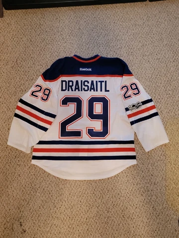 Leon Draisaitl  Inaugural Season 2.0 Reebok Authentic Jersey sz 56 Cover