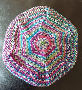 Baskenmütze gestrickt, Handarbeit, Wollmischung, Damen/Mädchen, Neuwertig - Bild 1 von 2