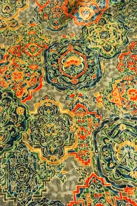 Vintage Japanese Kimono Silk Fabric Medallion Yuzen Gray Green Panel 36x172cm - Picture 1 of 12