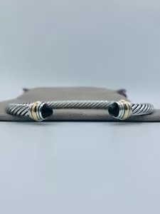 Brazalete David Yurman Clásico Cable 5mm Con Oro 14K y Ónix Negro Pequeño - Imagen 1 de 3