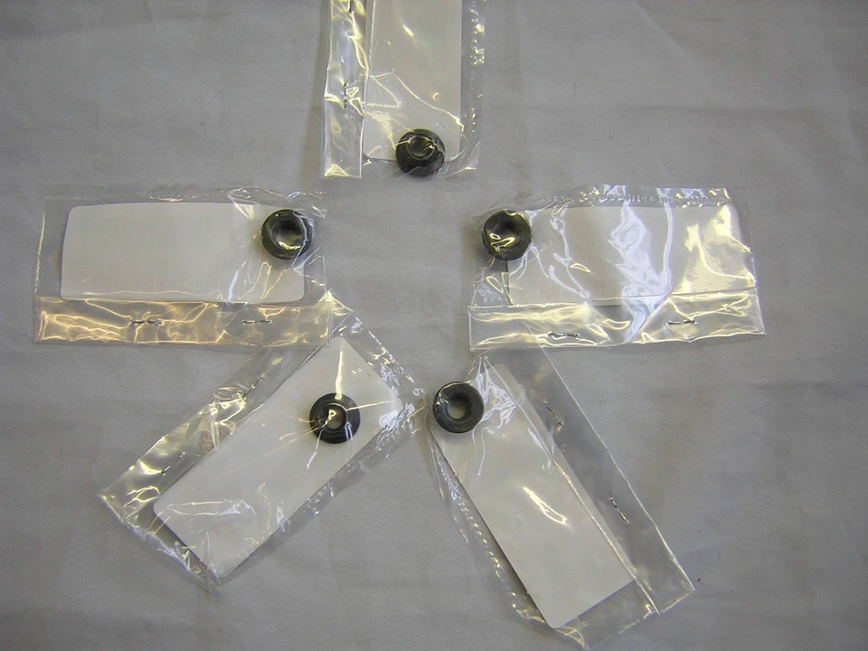 Yamaha TZ250 92-10 Set Self Locking Rear Sprocket Nuts Genuine Yamaha New (59a8) - image 1 of 1