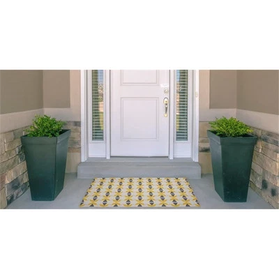 Linon Indoor Outdoor Machine Washable Lucia Polyester Accent 2'x3' Rug in Ivory - Image 1 of 4