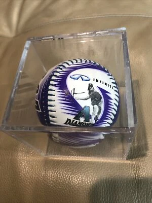 Randy Johnson Diamondbacks Infiniti Cy Young 2000 Baseball in Case - Image 1 of 4